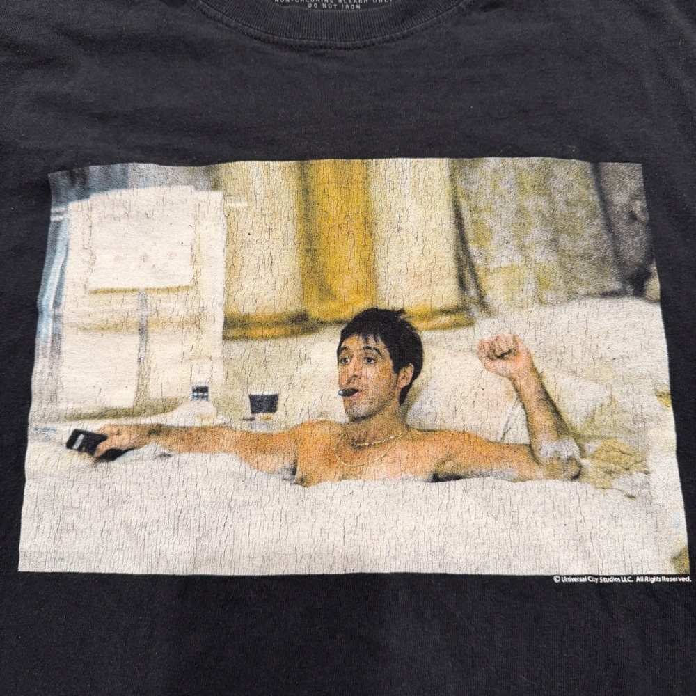 American Classics Scarface Tony Montana Bathtub Graphic T-Shirt Black Large L - Picture 2 of 8
